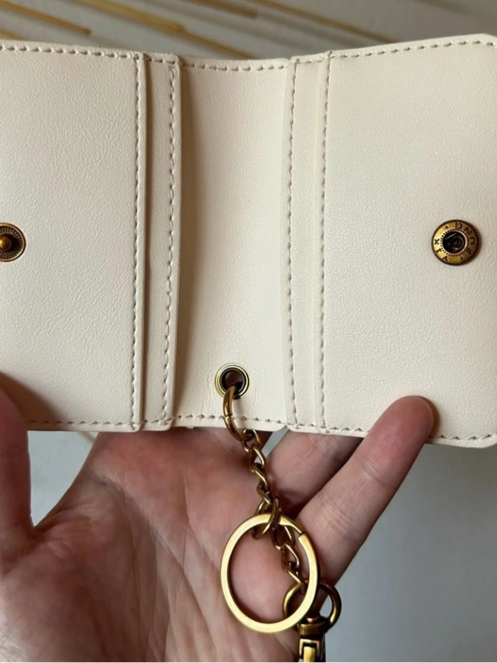Steve Madden Ivory White Card Holder with Gold Hardware Keychain Bag Charm NWOT